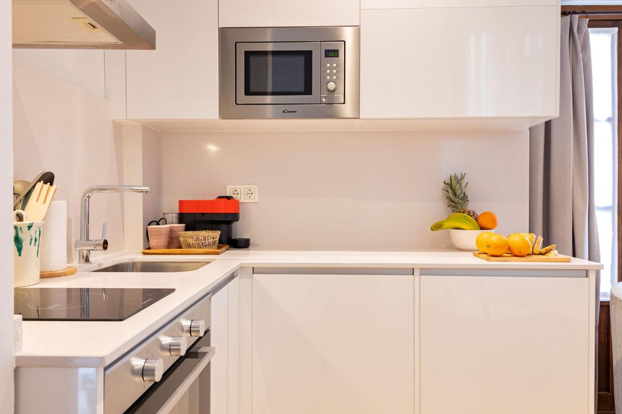 Angeles 6- Giralda Luxury By Valcambre Apartment Seville Room photo