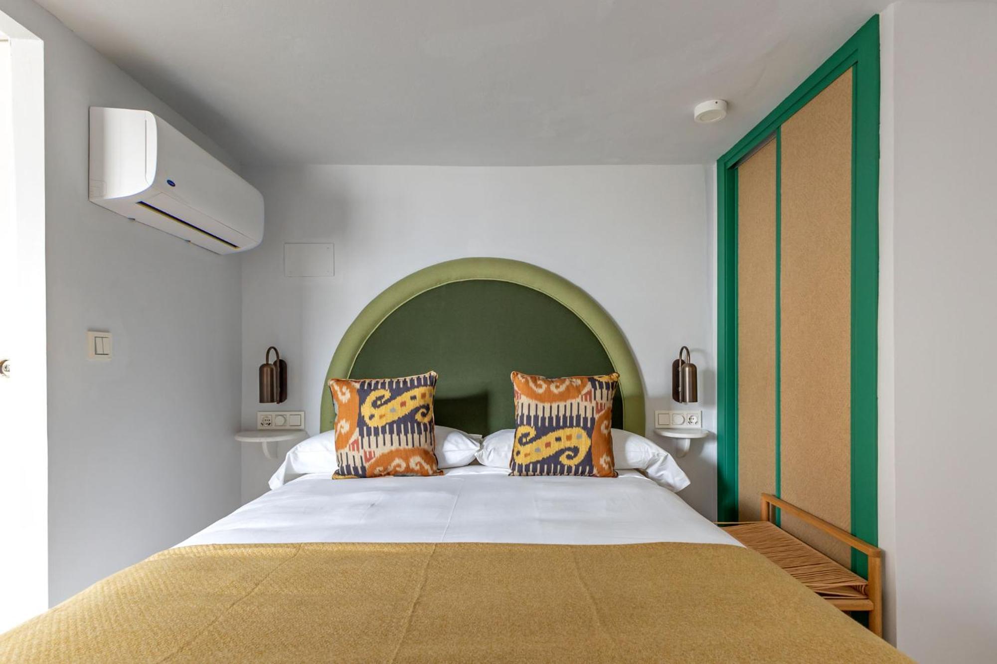 Angeles 6- Giralda Luxury By Valcambre Apartment Seville Room photo