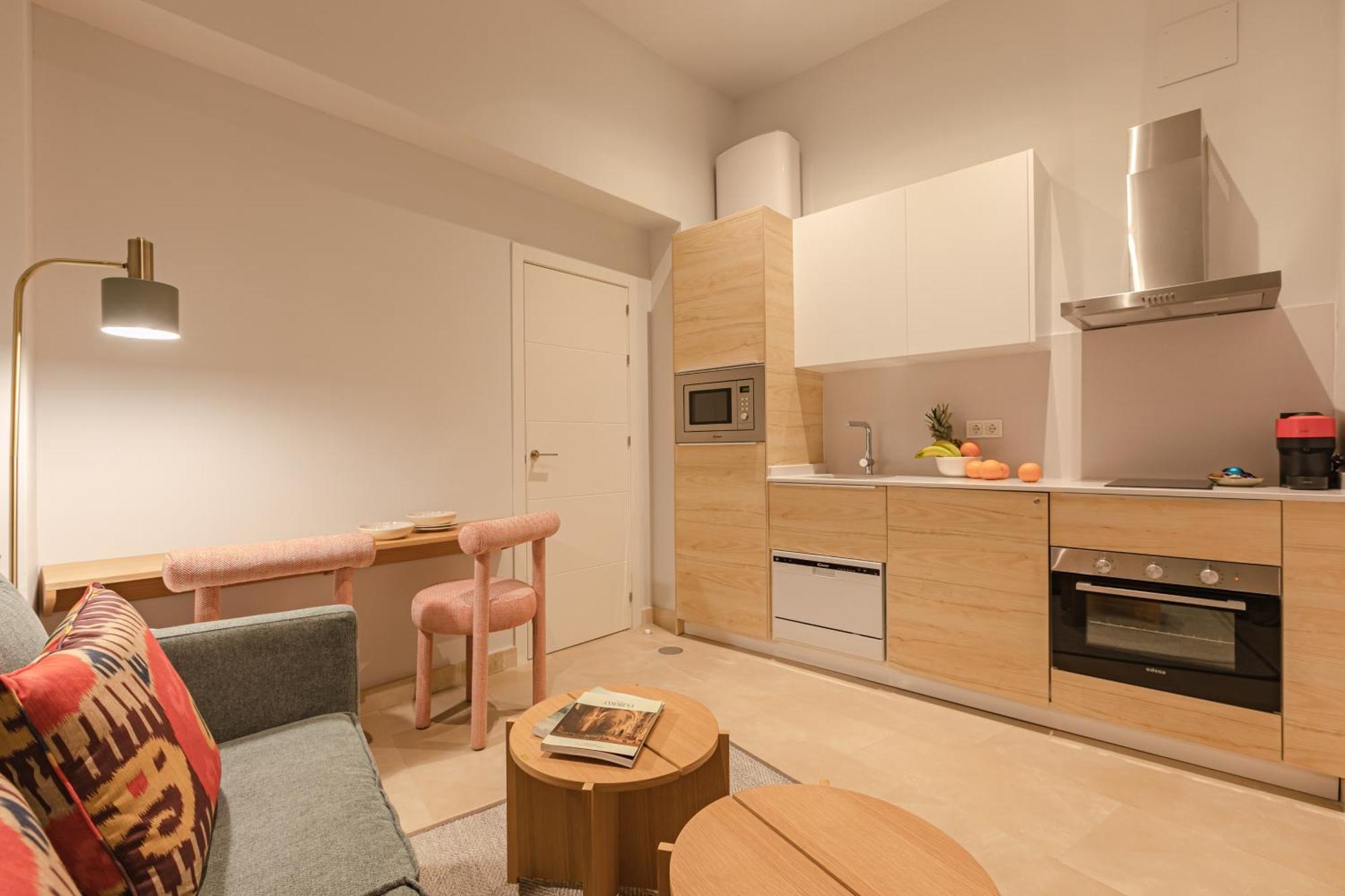 Angeles 6- Giralda Luxury By Valcambre Apartment Seville Room photo